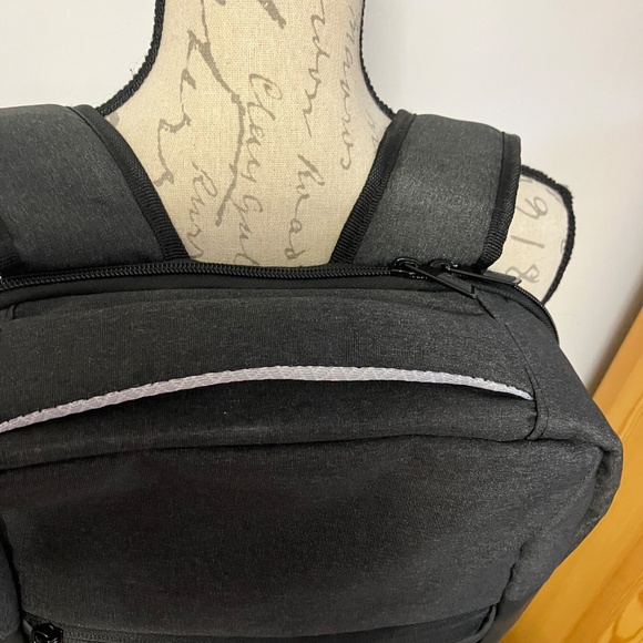 Zoom Tech Laptop Backpack Black/Grey - Picture 3 of 11